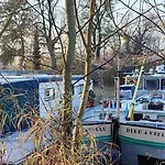 Les Logis Du Port Suites&spa - Port Canal Hotel 3*