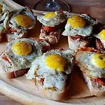 Les Logis Du Port Suites&spa - Port Canal Hotel Montauban