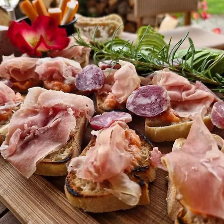 Les Logis Du Port & - Port Canal فندق