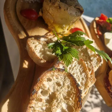 Les Logis Du Port & - Port Canal 3*