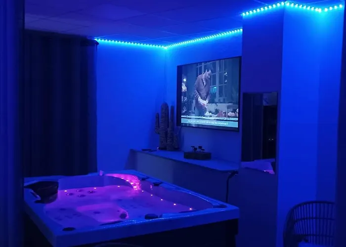 Les Logis Du Port & - Port Canal Hotel Montauban