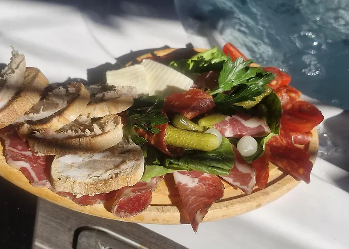 Les Logis Du Port & - Port Canal Hotel Montauban