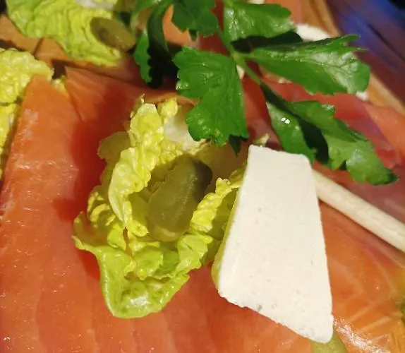 فندق Les Logis Du Port & - Port Canal